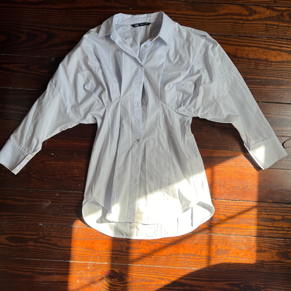 Zara shirt dress. White/very Pale Blue. US SIZE SMALL.